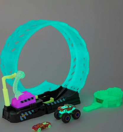 Hot Wheels® Monster Trucks Glow in The Dark Epic Loop Challenge™ Playset with Launcher, Ramp & Giant Loop, Includes 1 1:64 Scale Die-Cast Truck & 1 Car, Toy Gift for Kids 4 to 8 Years Old