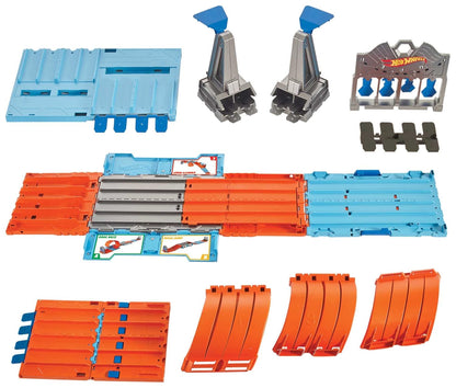 Hot Wheels Race Crate with 3 Stunts in 1 Set Portable Storage Ages 6 to 10