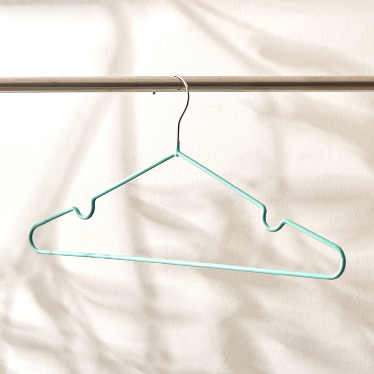 Matte Anti-Slip Metal Wire Clothes Hangers