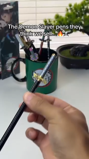 Desi Festival® - Samurai Sword Pen| Katana Model| Anime Signature Ballpoint Pen| Zinc Alloy metal 8 Inches| 1 Pen Refill and Box packing| Action Figure Collection Kids (Mitsuri)