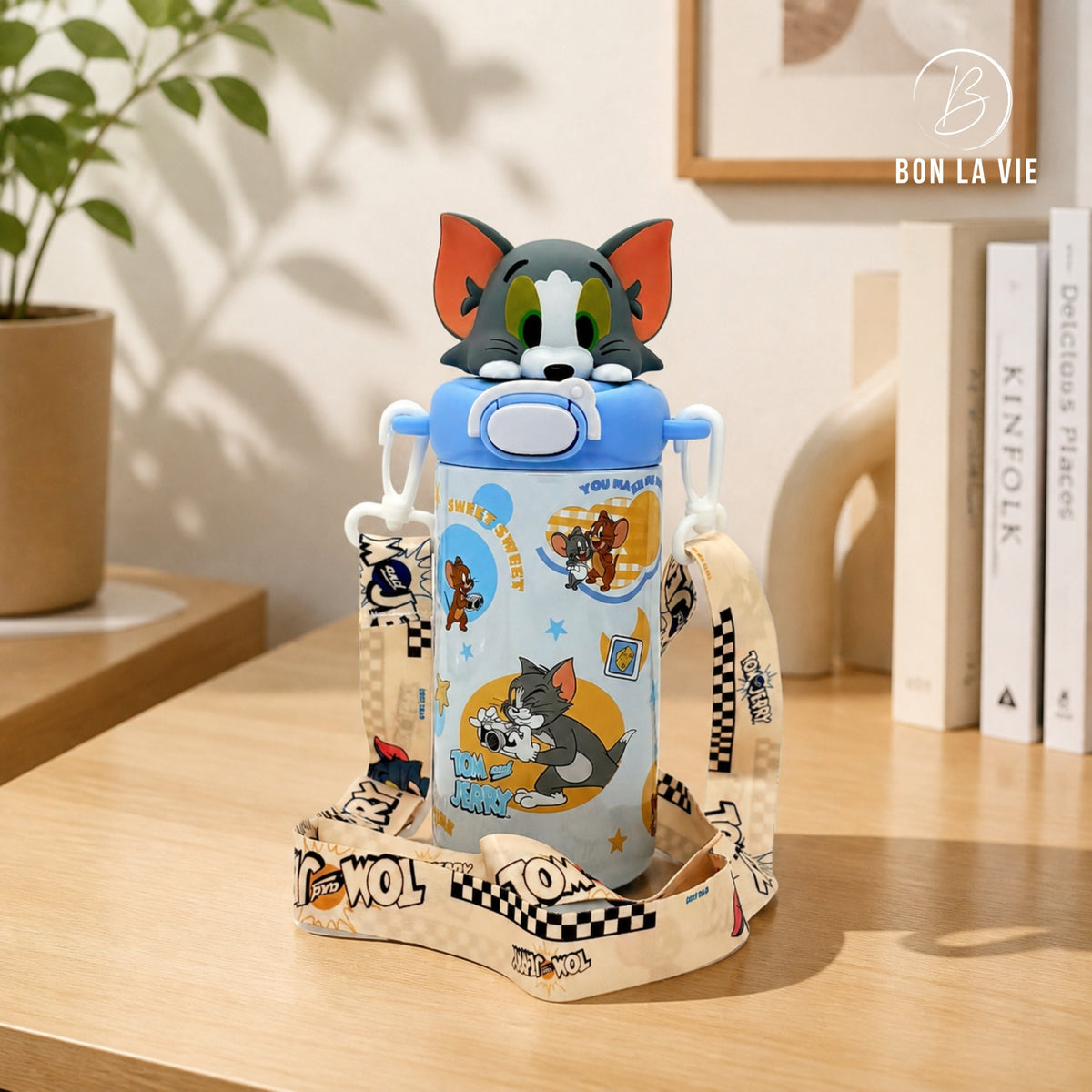 Tom And Jerry Insulated Sipper Bottle - 480ml