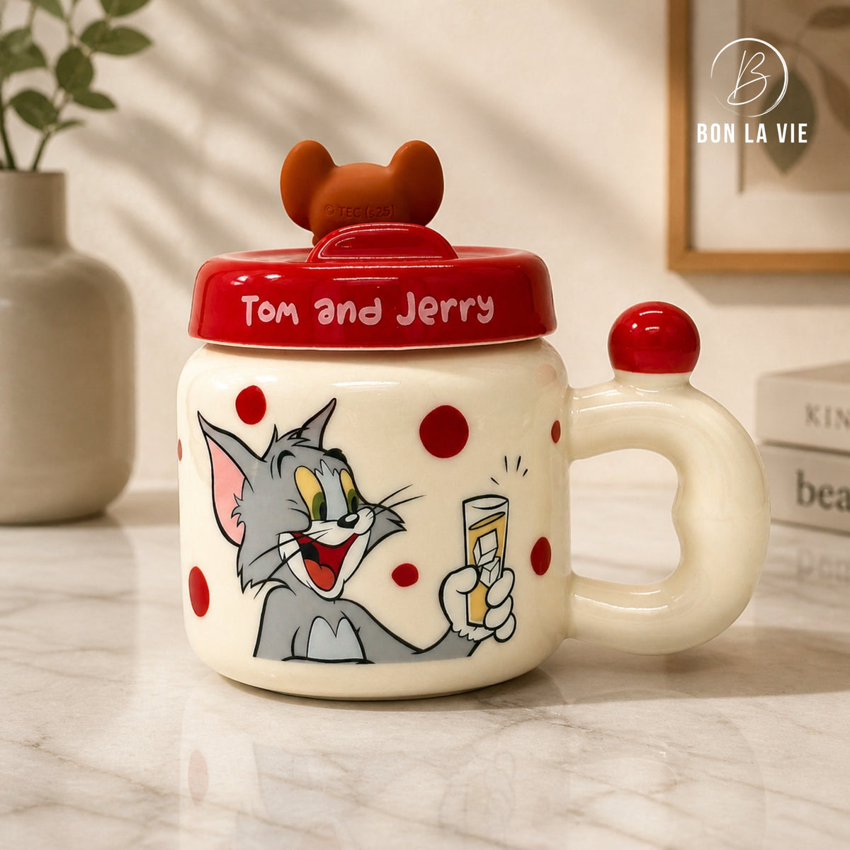 Tom and Jerry Ceramic Mug with Character Topper Lid