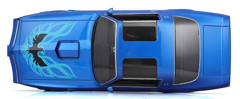 RMZ City Pontiac Trans Am 1:24 Scale Die Cast Metal Model Car - Blue