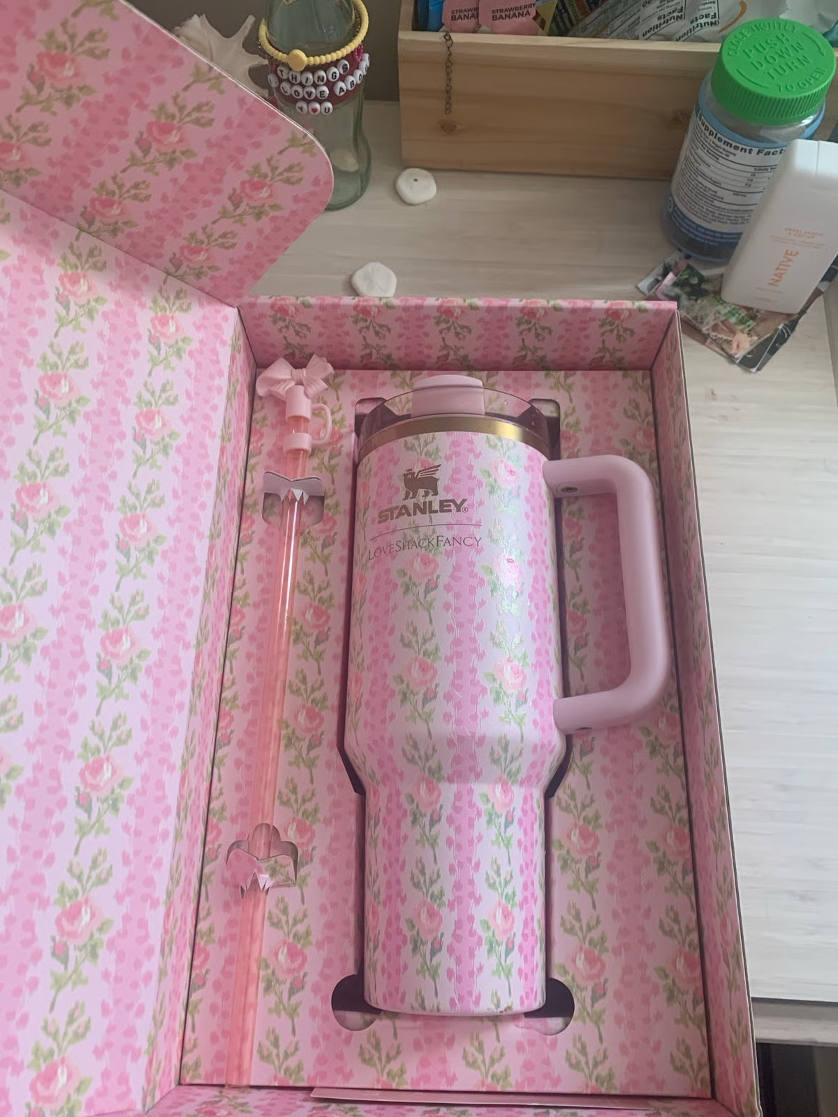 Stanley X LoveShackFancy Limited Edition Quencher Tumbler 40 oz 1200 ml