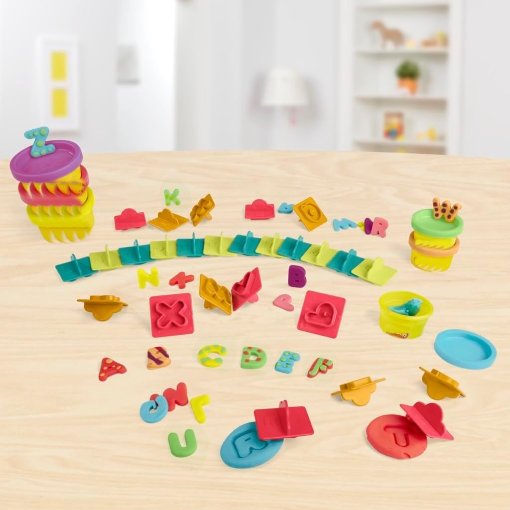 Skoodle Dough Star Shape and Learn Alphabets and Numbers Clay Set