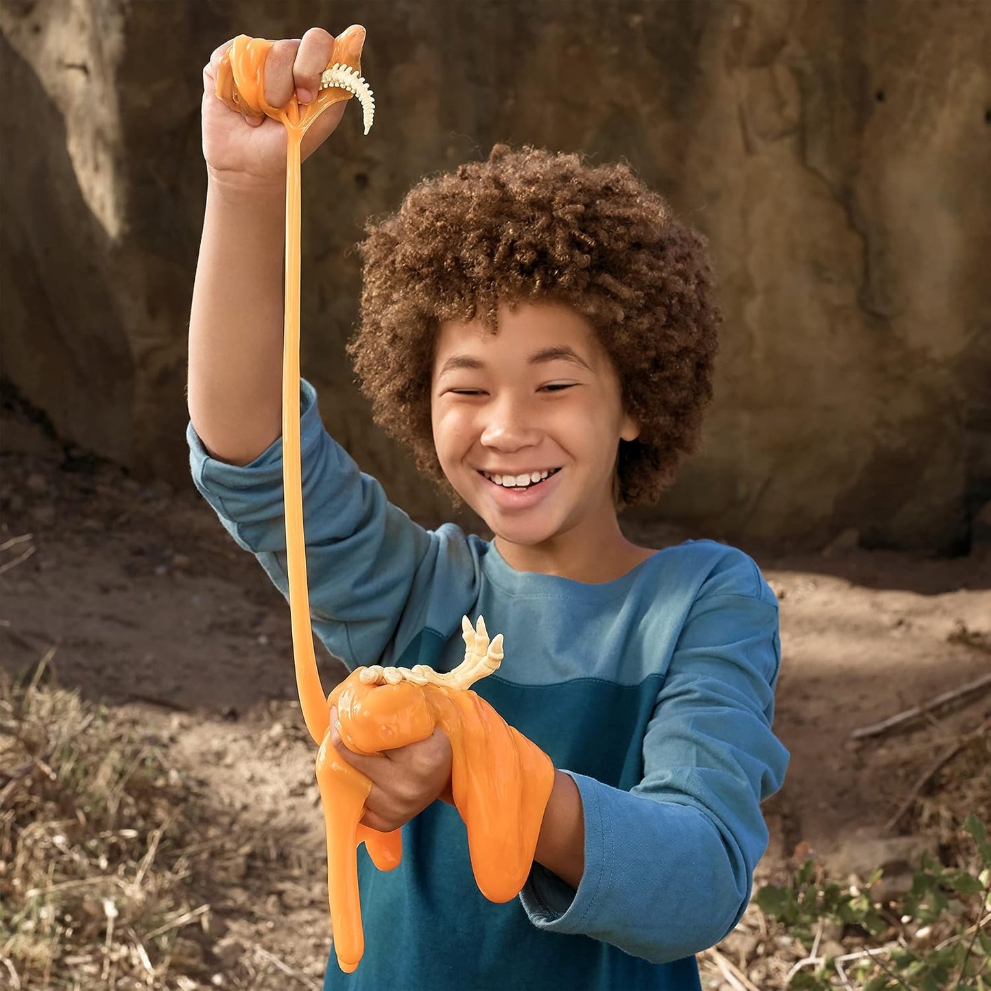 Robo Alive Dino Fossil Find - Triceratops by ZURU Excavate Dinosaur Fossils Digging Kit Collectible Toy with Slime, Multicolor