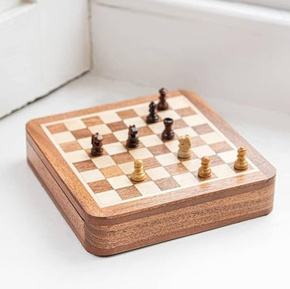 Magnetic Wooden Chess Set with Storage Drawer