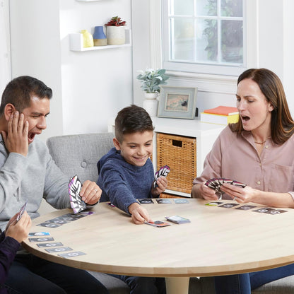 Hasbro Gaming 5 Alive Card Game, Fast-Paced Kids Game, Easy to Learn, Fun Family Game