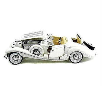 Maisto 1936 Mercedes-Benz 500K Type Special Roadster 1:18 Premiere Edition - White