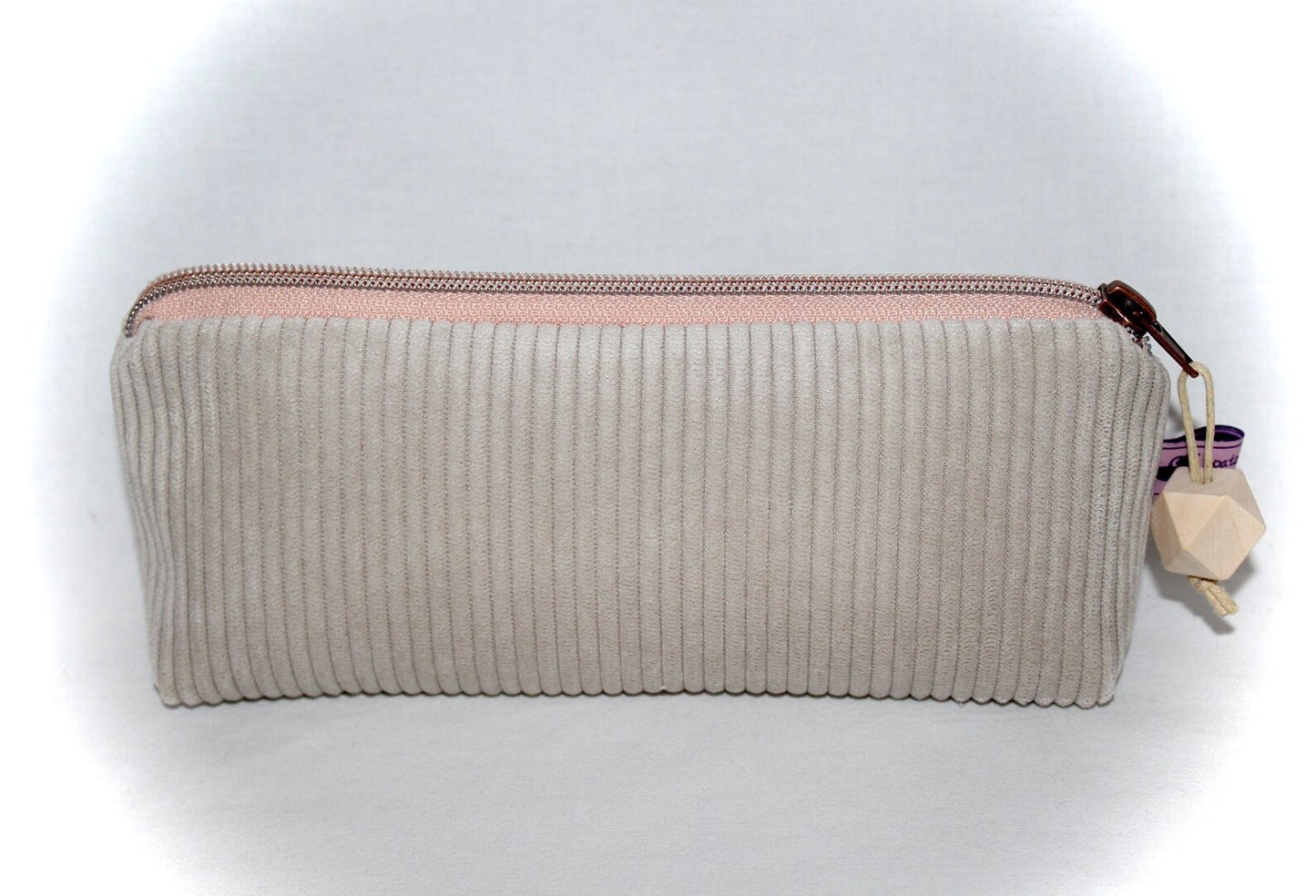 Leather Small Quilted Design Cute Makeup Bag, Mini Cosmetic , Beauty Bag, Handy Zipper Pouch, Portable Travel Bag, Women Girl (Pink)